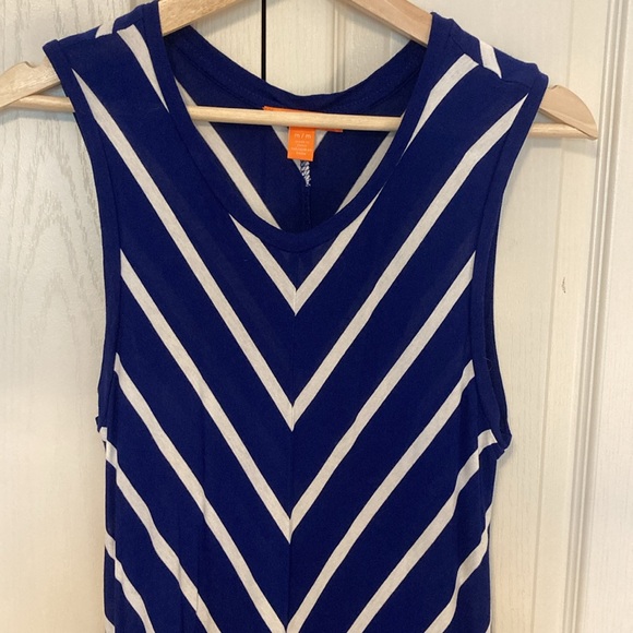 EUC Joe Fresh Chevron Maxi dress. Royal blue and white. Size medium. - Picture 2 of 7